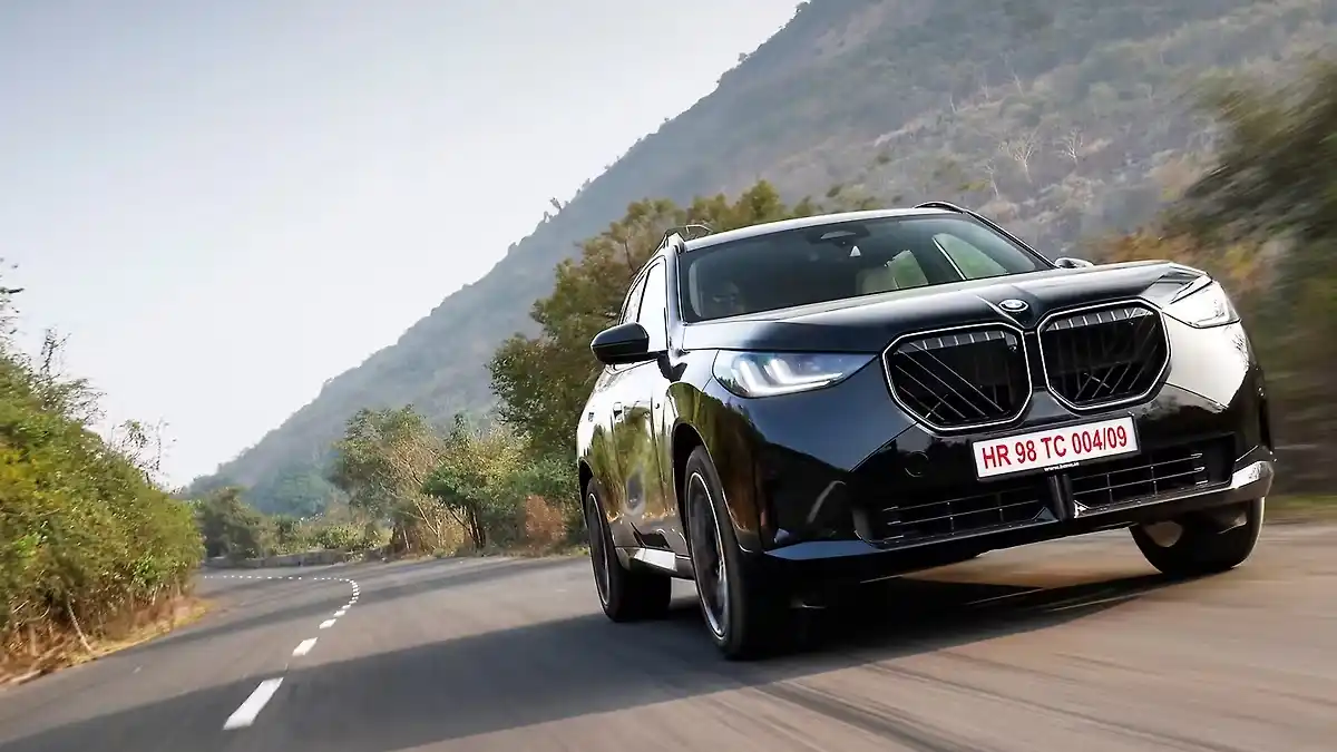 BMW X3 30 xDrive M Sport Pro भारत में लॉन्च: 74.50 लाख रुपये की कीमत में सबसे पावरफुल पेट्रोल SUV