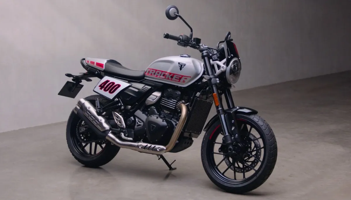 Triumph Tracker 400 भारत में हुई लॉन्च: फ्लैट-ट्रैक डिजाइन और दमदार परफॉर्मेंस का नया अवतार, कीमत ₹2.46 लाख